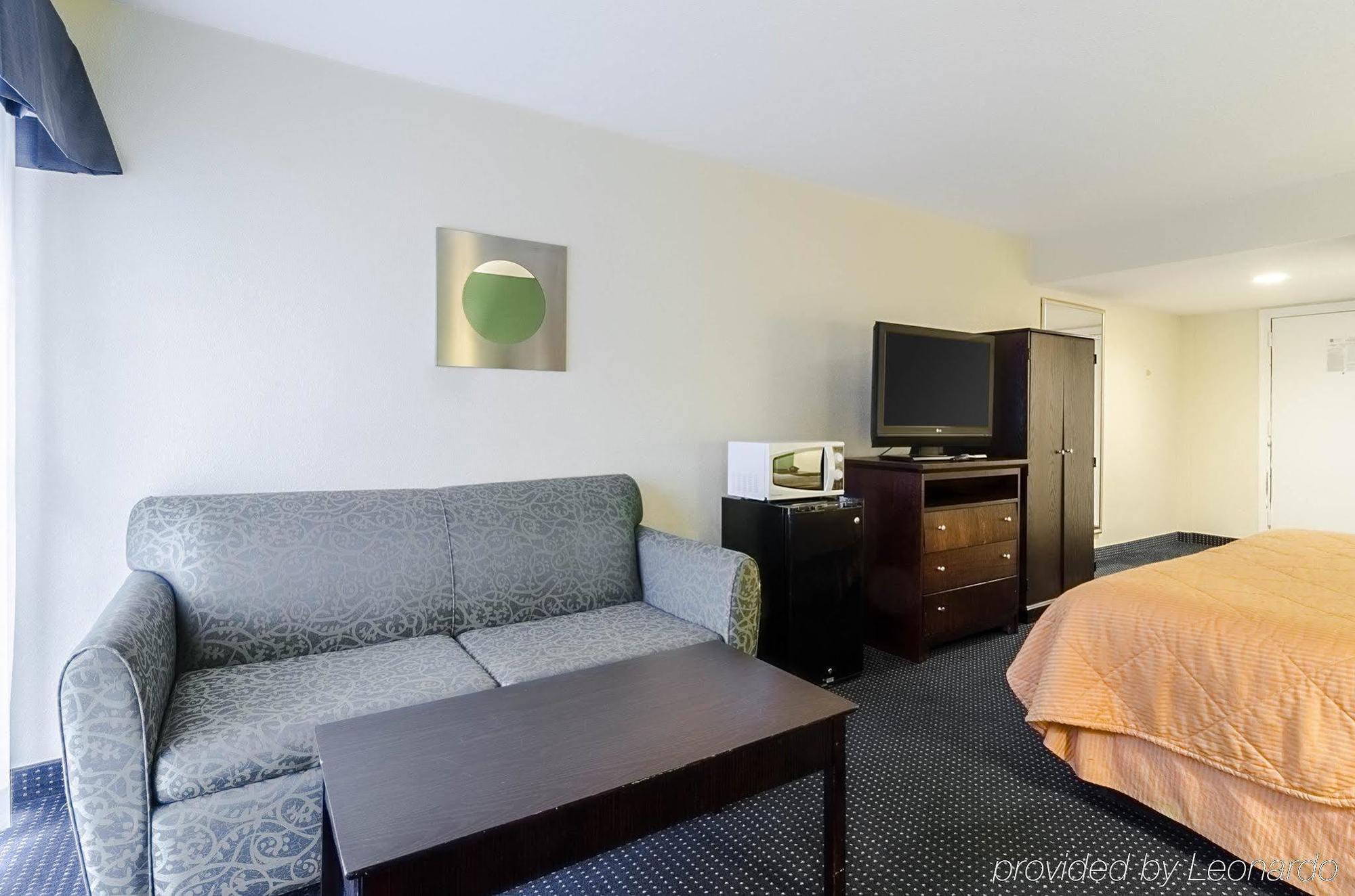 Hotel Rodeway &