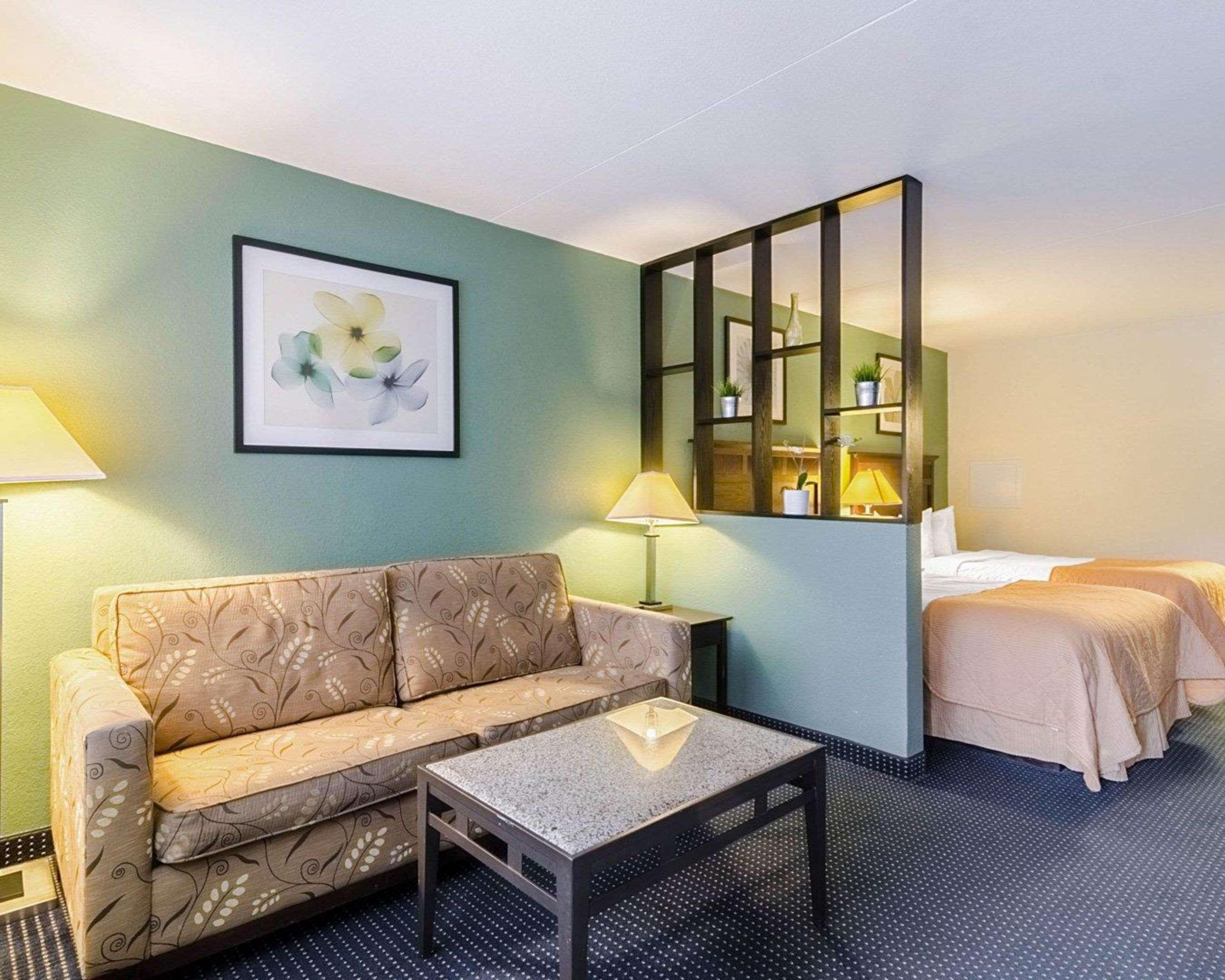 Hotel Rodeway & 2*