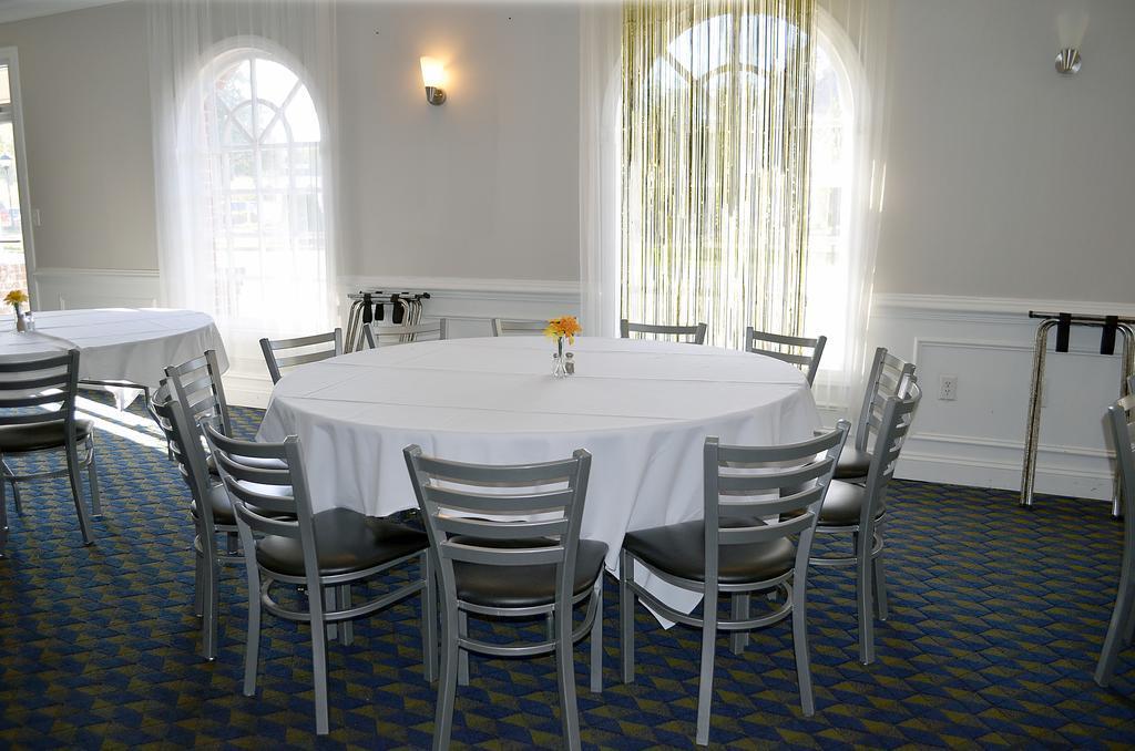 Hotel Rodeway & 2*